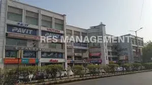 Campus corner ground floor showroom for rent