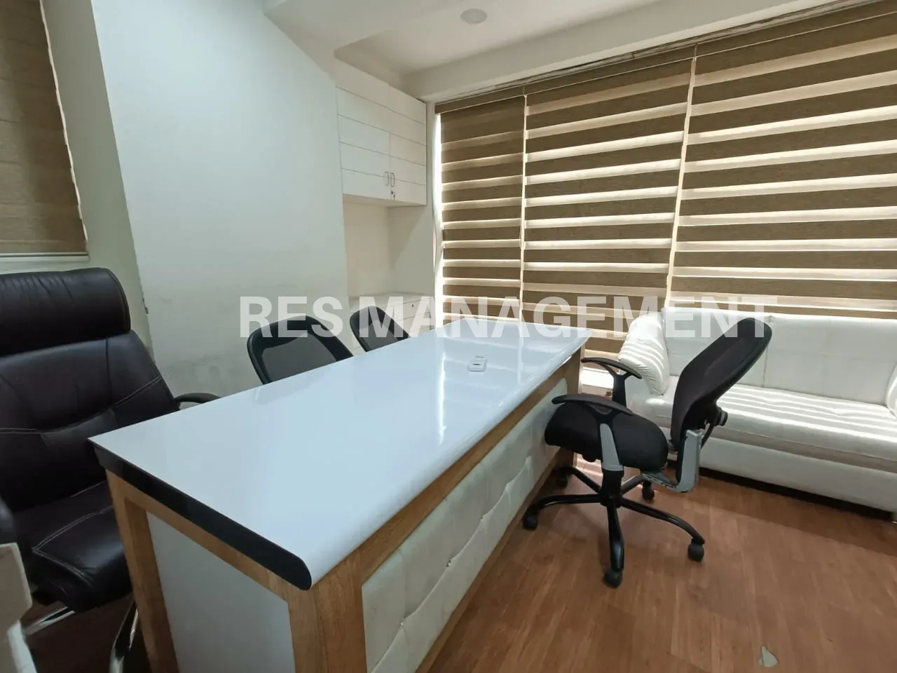 Fully Furnished office for Rent ambli 1 cabin 7 seating