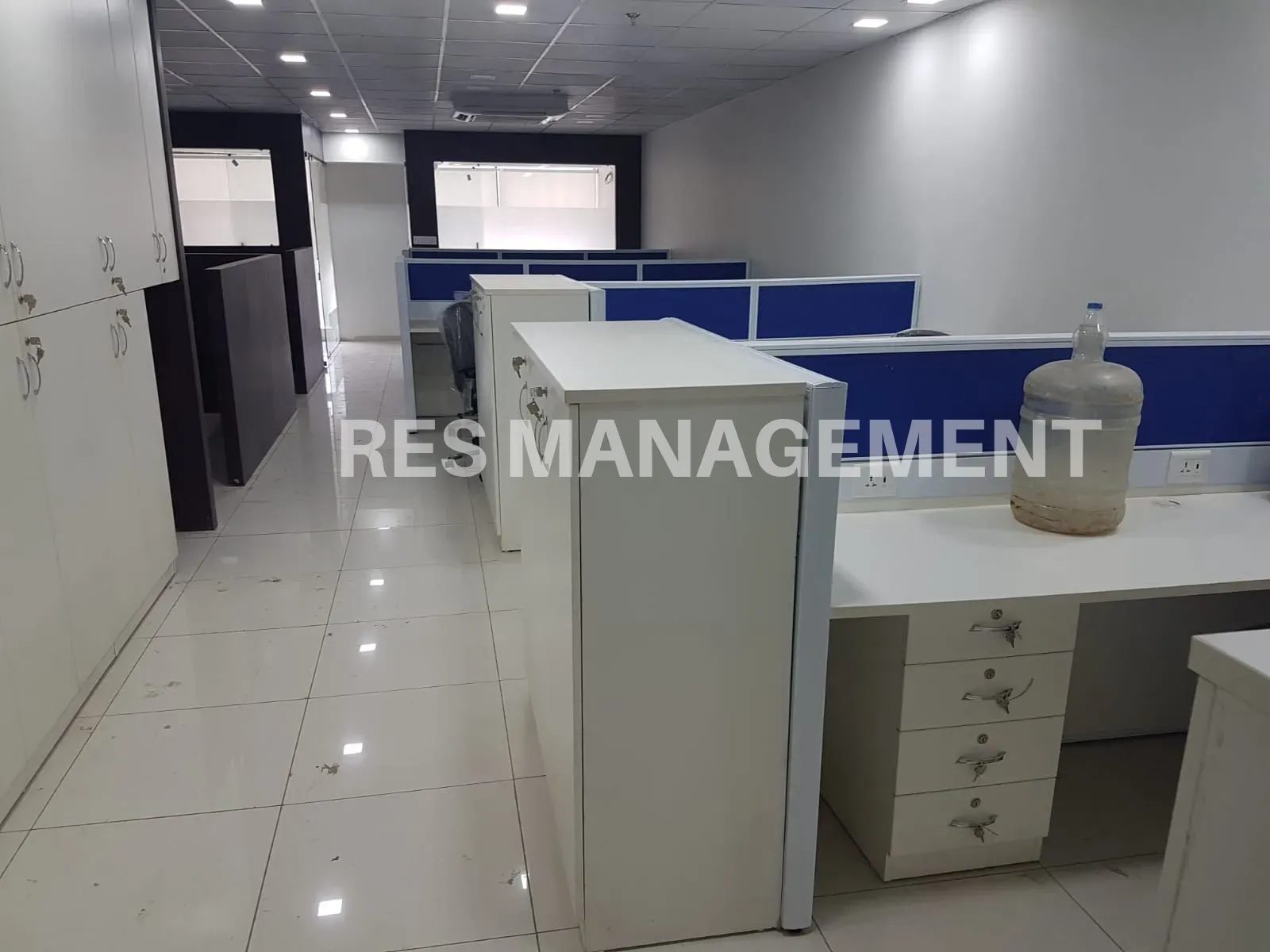 Fully Furnished office for Rent  IIM Road 1 cabin  conference  30 seating