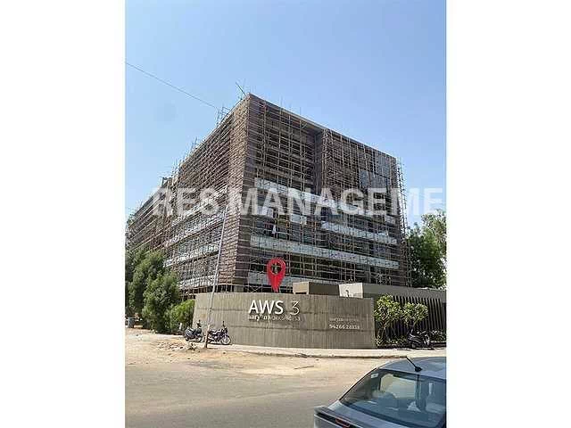 Showroom for Rent in AWS-3 in Drive in Road, Ahmedabad