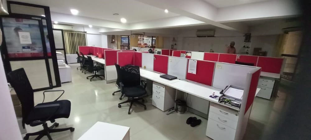 Fuly Furnished Office For Rent in CG Road 2000 ft 