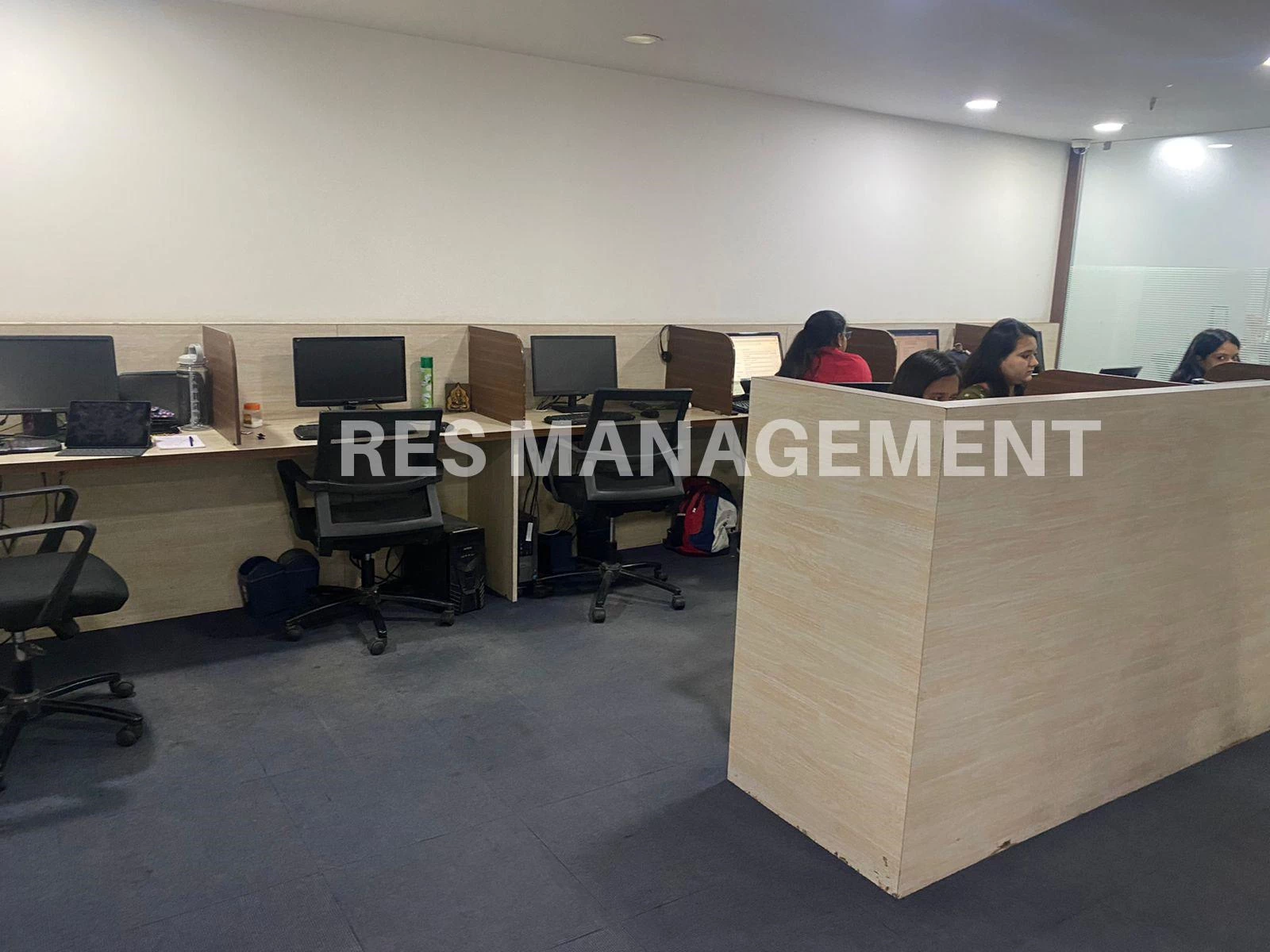 Office for Rent in Westgate Business Bay SG Highway, Ahmedabad