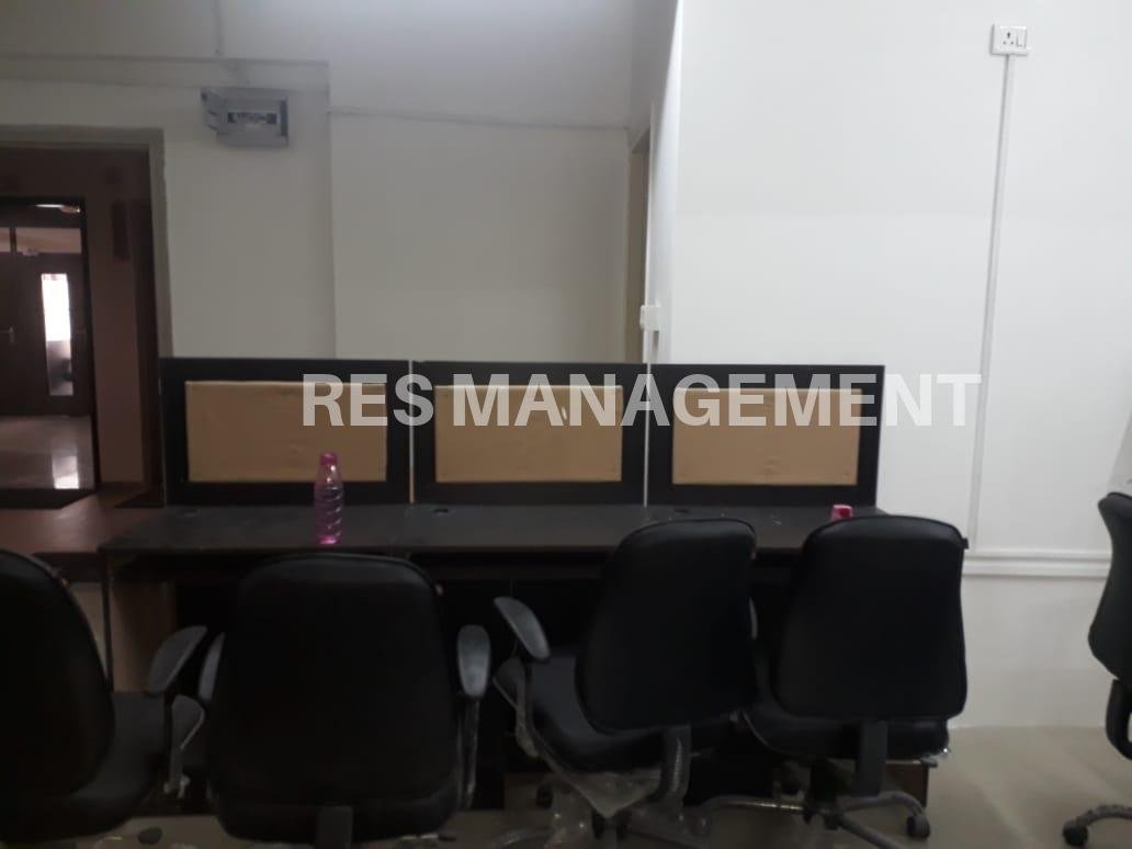 2 cabin 7 seating Fully furnished office for Rent Goyal palladium