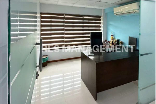 5470 ft Fully furnished  office  for Rent at SG Highway 