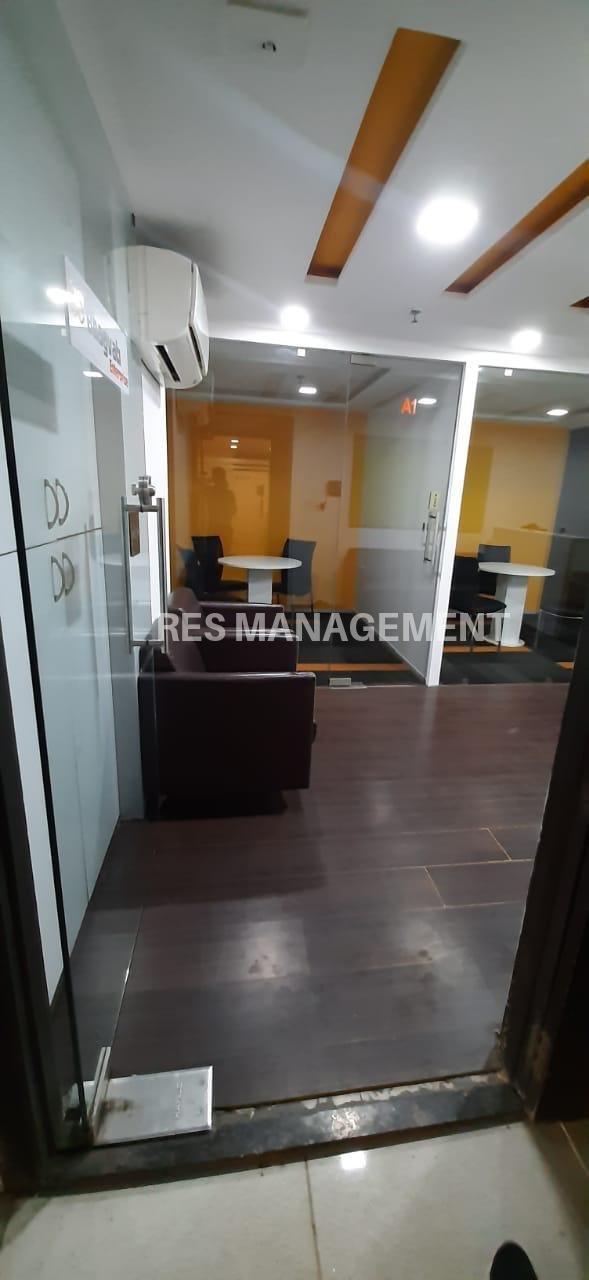 3388 Ft fully Furnished Office for Rent in SG Highway